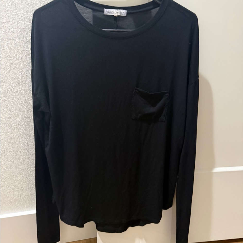 Joah Brown womens tee slouchy soft long sleeeve with pocket